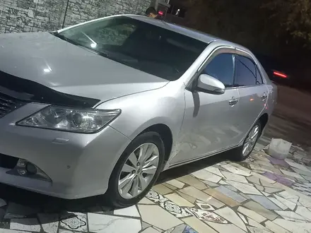 Toyota Camry 2014 года за 9 500 000 тг. в Семей – фото 2