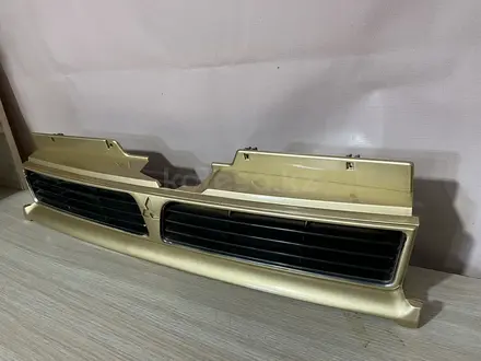 Решетка радиатора — Mitsubishi Space Wagon 1991-1998үшін7 500 тг. в Алматы – фото 2