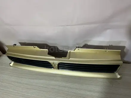 Решетка радиатора — Mitsubishi Space Wagon 1991-1998үшін7 500 тг. в Алматы – фото 3
