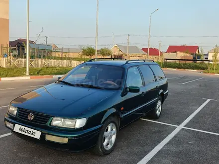 Volkswagen Passat 1995 года за 1 700 000 тг. в Шымкент – фото 13