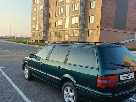 Volkswagen Passat 1995 года за 1 700 000 тг. в Шымкент – фото 12