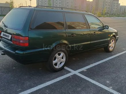 Volkswagen Passat 1995 года за 1 700 000 тг. в Шымкент – фото 18