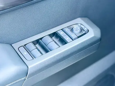 Toyota Hilux Elegance 2026 года за 35 490 000 тг. в Петропавловск – фото 14