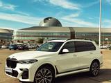 BMW X7 2020 года за 55 000 000 тг. в Астана – фото 2