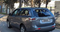 Mitsubishi Outlander 2013 годаүшін5 000 000 тг. в Актобе – фото 4