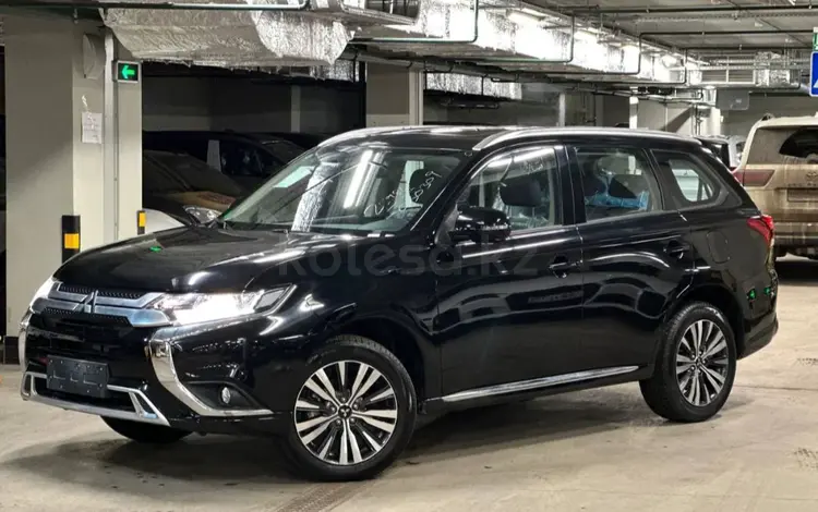 Mitsubishi Outlander 2023 годаүшін13 400 000 тг. в Астана