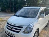 Hyundai Starex 2014 года за 10 500 000 тг. в Шымкент – фото 2