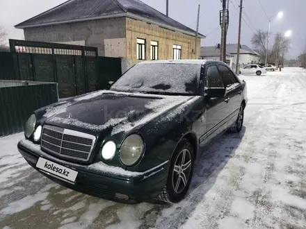 Mercedes-Benz E 230 1996 года за 2 100 000 тг. в Кызылорда – фото 10