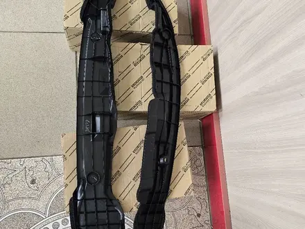 Панель, пыльник, накладка, декор, protector крылья, защита, уплотнитель, шу за 20 000 тг. в Шымкент