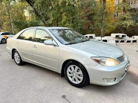 Toyota Camry 2002 года за 5 000 000 тг. в Алматы – фото 3