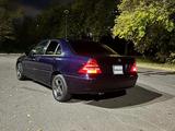 Mercedes-Benz C 200 2001 годаfor2 750 000 тг. в Астана – фото 2