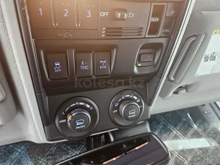 Toyota 4Runner 2021 года за 29 900 000 тг. в Алматы – фото 11