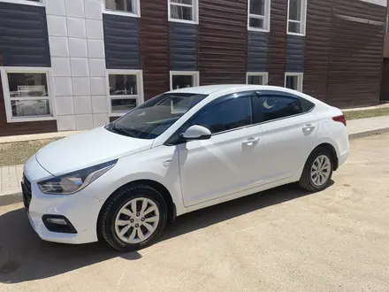 Hyundai Accent 2019 года за 8 000 000 тг. в Астана – фото 2