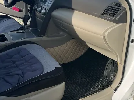 Toyota Camry 2011 года за 7 300 000 тг. в Атырау – фото 8