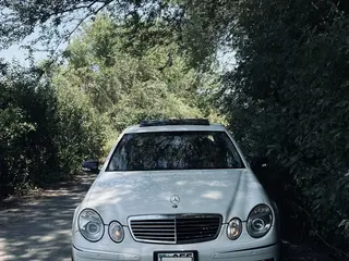 Mercedes-Benz E 55 AMG