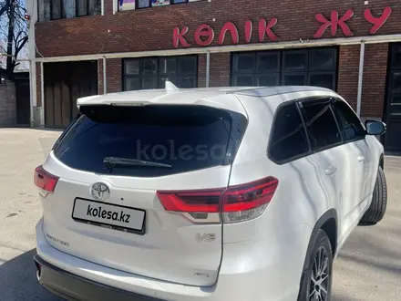 Toyota Highlander 2017 года за 21 000 000 тг. в Алматы – фото 6