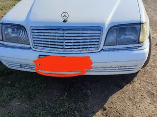 Mercedes-Benz S-Class, 1995