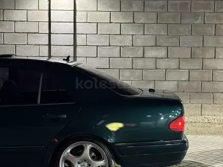 Mercedes-Benz E 320 1996 года за 3 200 000 тг. в Алматы – фото 3