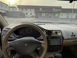 Mitsubishi Galant 2001 годаүшін800 000 тг. в Алматы – фото 2