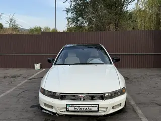 Mitsubishi Galant
