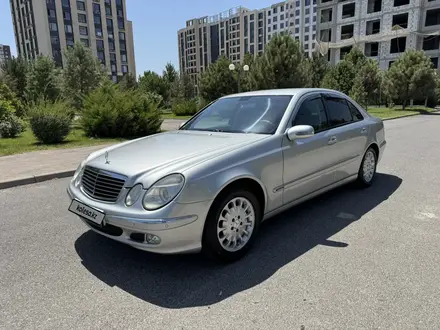 Mercedes-Benz E 240 2003 года за 5 200 000 тг. в Шымкент – фото 2