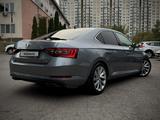 Skoda Superb 2018 годаүшін12 500 000 тг. в Алматы – фото 4
