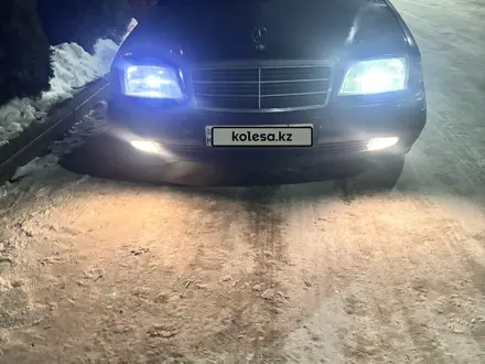 Mercedes-Benz C 180 1995 года за 1 500 000 тг. в Алматы