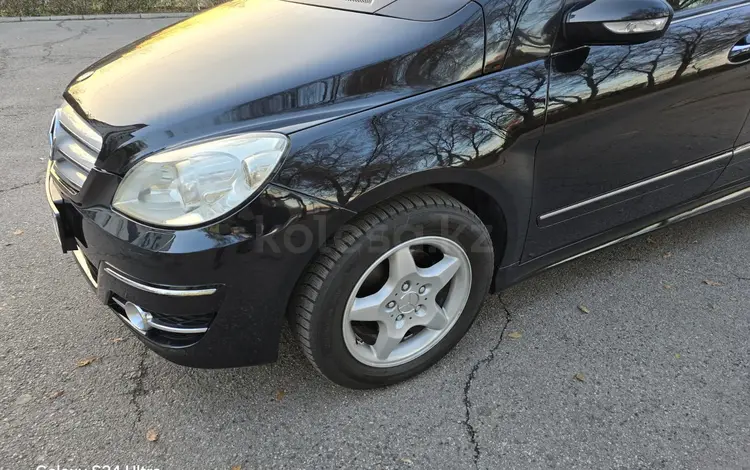 Mercedes-Benz B 200 2006 годаfor3 500 000 тг. в Алматы