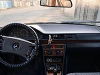 Mercedes-Benz E 260 1987 годаүшін850 000 тг. в Тараз