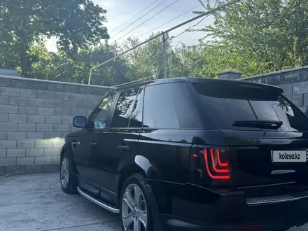 Land Rover Range Rover Sport 2010 года за 10 500 000 тг. в Алматы – фото 2