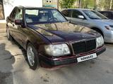 Mercedes-Benz E 260 1992 годаүшін650 000 тг. в Павлодар