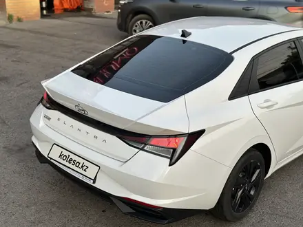 Hyundai Elantra 2023 года за 6 000 000 тг. в Алматы – фото 2
