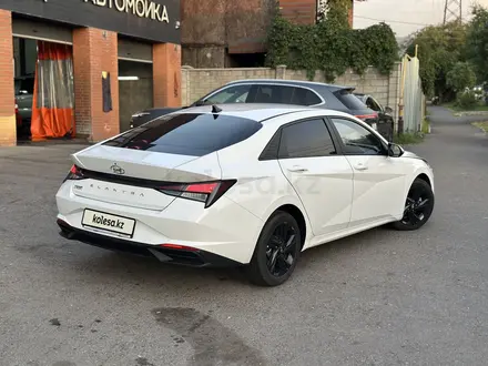 Hyundai Elantra 2023 года за 6 000 000 тг. в Алматы