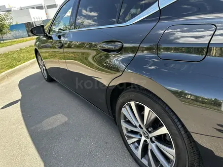 Lexus ES 250 2019 года за 17 900 000 тг. в Астана – фото 5