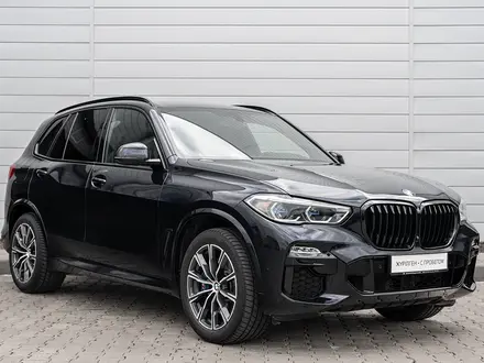 BMW X5 2019 года за 33 500 000 тг. в Астана – фото 2