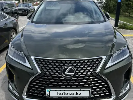 Lexus RX 200t 2019 года за 22 000 000 тг. в Астана – фото 2