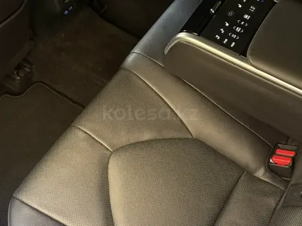 Toyota Camry 2023 года за 17 500 000 тг. в Астана – фото 15
