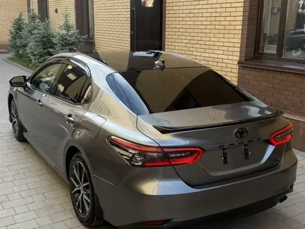 Toyota Camry 2023 года за 17 500 000 тг. в Астана – фото 5