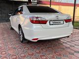 Toyota Camry 2017 годаfor13 200 000 тг. в Шымкент – фото 2