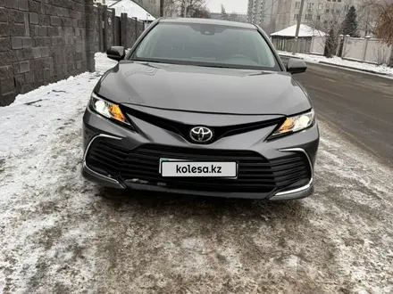 Toyota Camry 2021 года за 11 300 000 тг. в Павлодар – фото 3