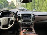 Chevrolet Tahoe 2018 года за 28 000 000 тг. в Алматы – фото 5