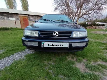 Volkswagen Passat 1996 года за 2 350 000 тг. в Шымкент – фото 2
