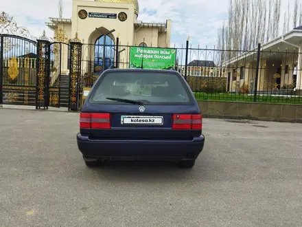 Volkswagen Passat 1996 года за 2 350 000 тг. в Шымкент – фото 12