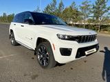 Jeep Grand Cherokee 2022 года за 35 000 000 тг. в Астана – фото 3