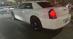 Chrysler 300C 2005 года за 5 400 000 тг. в Астана – фото 4