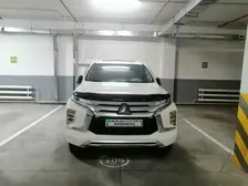 Mitsubishi Montero Sport, 2022