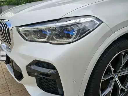 BMW X5 2022 года за 32 500 000 тг. в Алматы – фото 7