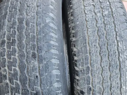 Bridgestone Dueler 265/65R17 б/у комплект за 30 000 тг. в Алматы – фото 4