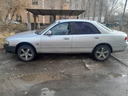 Mazda 626 1996 года за 1 800 000 тг. в Усть-Каменогорск – фото 2