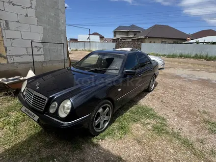 Mercedes-Benz E 320 1998 года за 3 000 000 тг. в Алматы – фото 5